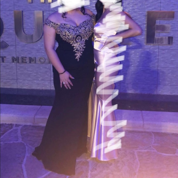 Black and gold off the shoulder prom dress - Picture 3 of 5